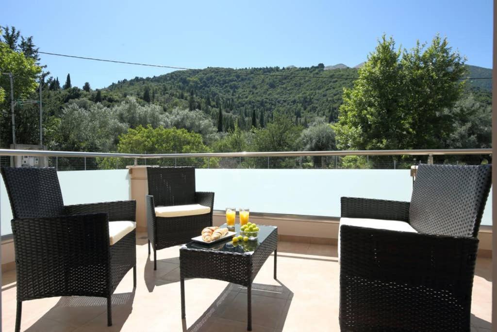 Villa Ligero Agios Christoforos  Buitenkant foto