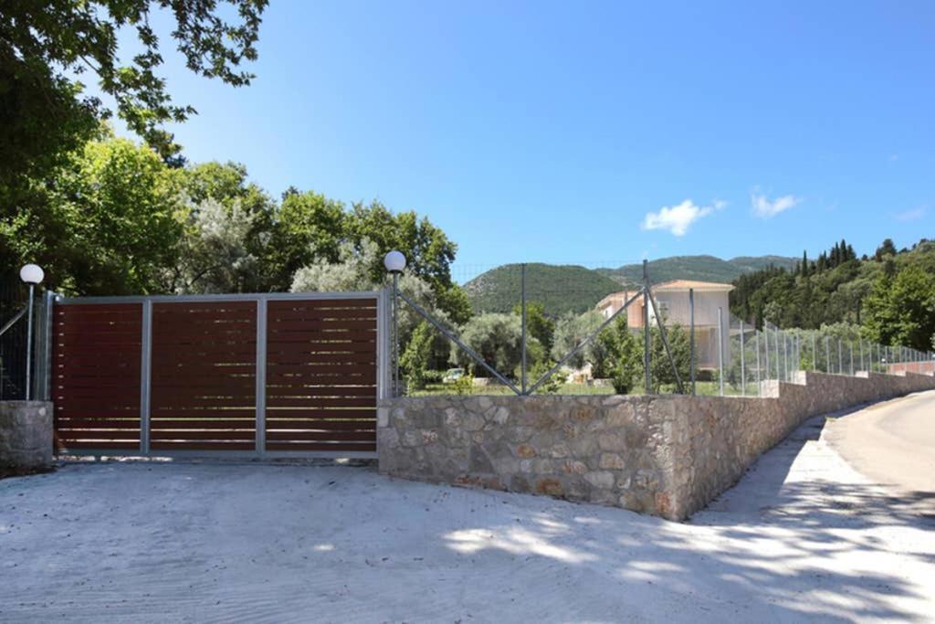 Villa Ligero Agios Christoforos  Buitenkant foto