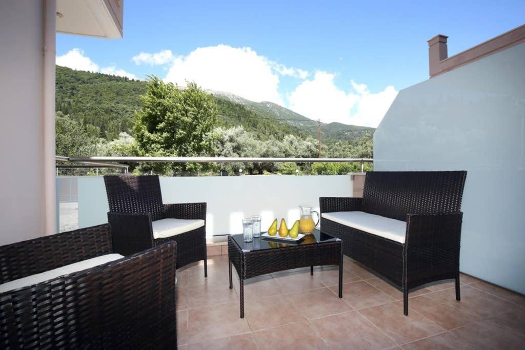 Villa Ligero Agios Christoforos  Buitenkant foto