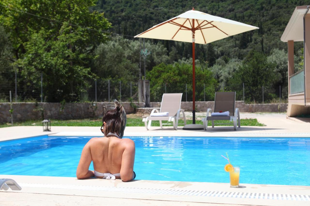 Villa Ligero Agios Christoforos  Buitenkant foto