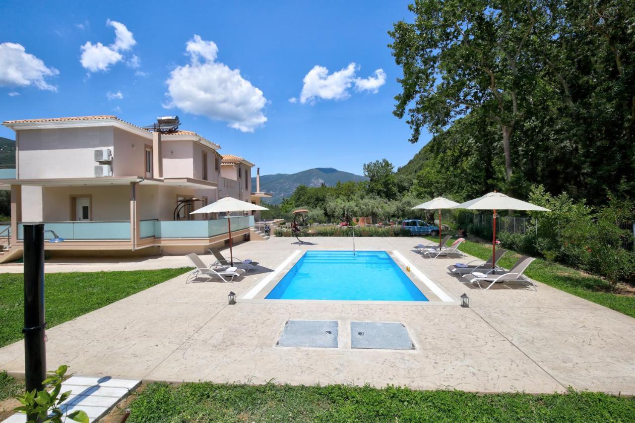Villa Ligero Agios Christoforos  Buitenkant foto